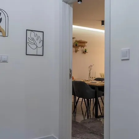 Luxury & Modern - Rowing Canal شقة بلوفديف