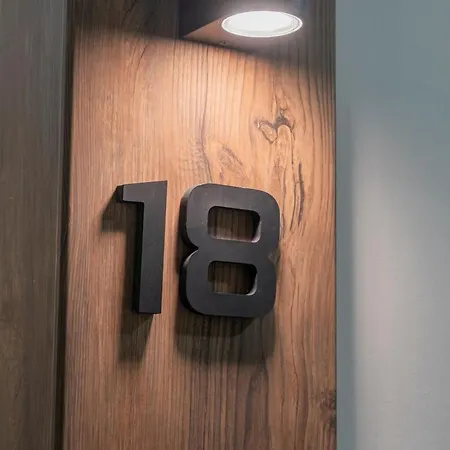 Luxury & Modern - Rowing Canal شقة بلوفديف